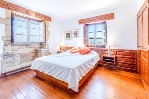 7 bedrooms finca for sale in Sitges, Barcelona, Catalonia, Spain № 8567 - photo 23