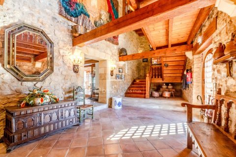 7 bedrooms finca for sale in Sitges, Barcelona, Catalonia, Spain № 8567 - photo 8