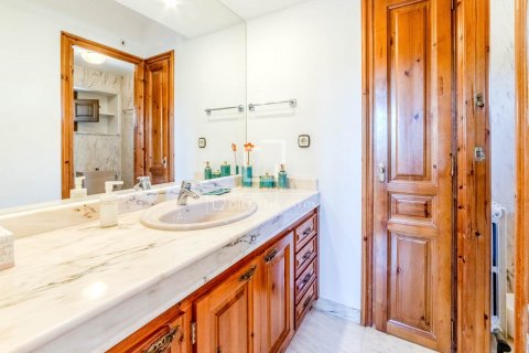 7 bedrooms finca for sale in Sitges, Barcelona, Catalonia, Spain № 8567 - photo 24