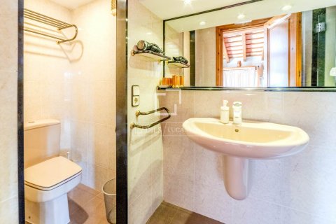 7 bedrooms finca for sale in Sitges, Barcelona, Catalonia, Spain № 8567 - photo 20