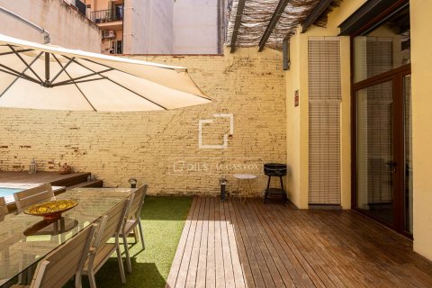 Apartamento de 2 dormitorios en venta en Barcelona, Cataluña, Spain № 8571 - foto 18