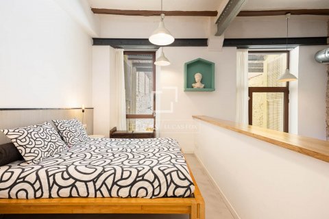 Apartamento de 2 dormitorios en venta en Barcelona, Cataluña, Spain № 8571 - foto 13
