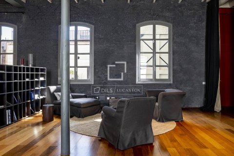 2 bedrooms apartment for rent in Barcelona, Catalonia, Spain № 6355 - photo 4