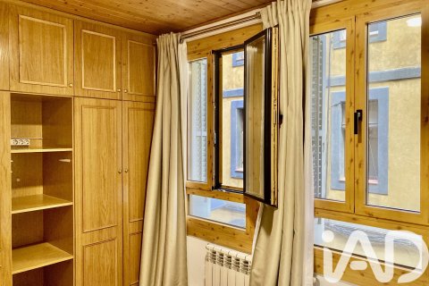 Apartamento de 4 dormitorios en venta en Barcelona, Cataluña, Spain № 4743 - foto 30