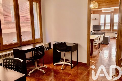 Apartamento de 4 dormitorios en venta en Barcelona, Cataluña, Spain № 4743 - foto 25
