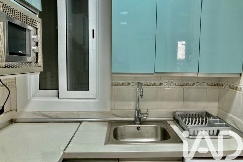 Apartamento de 4 dormitorios en venta en Barcelona, Cataluña, Spain № 4743 - foto 11