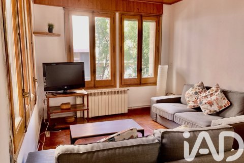 Apartamento de 4 dormitorios en venta en Barcelona, Cataluña, Spain № 4743 - foto 3