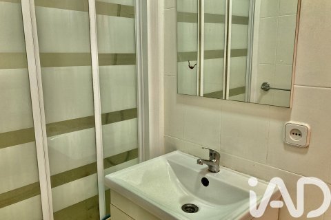 Apartamento de 4 dormitorios en venta en Barcelona, Cataluña, Spain № 4743 - foto 16
