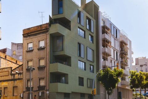 Escornalbou 64 en Barcelona № 352