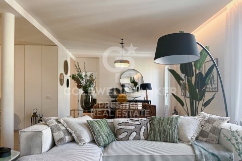 Купить квартиру в Барселона, Испания с 1 спальня, 60м², № 5993 - фото 3