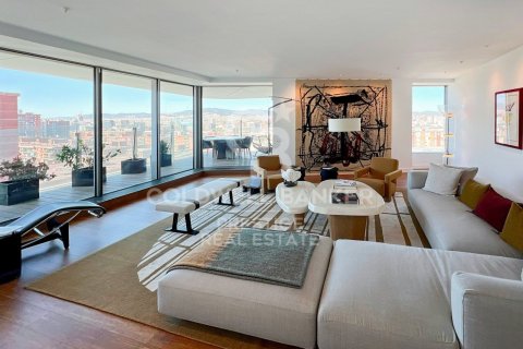 Apartamento de 3 dormitorios en venta en Barcelona, Cataluña, Spain № 5994