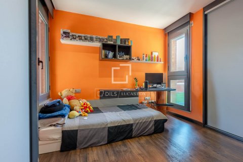 Купить квартиру в Сан-Жуст-Десверн, Испания с 2 спальни, 88м², № 9015 - фото 25