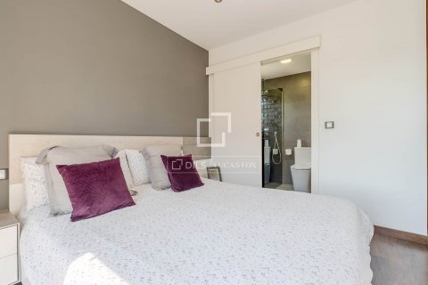 Купить квартиру в Сан-Жуст-Десверн, Испания с 2 спальни, 88м², № 9015 - фото 19