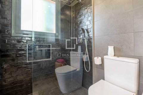 Купить квартиру в Сан-Жуст-Десверн, Испания с 2 спальни, 88м², № 9015 - фото 22