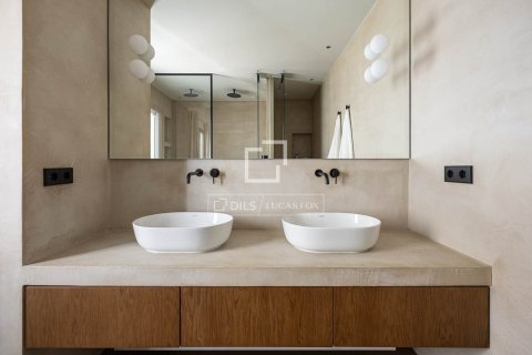 Купить квартиру в Барселона, Испания с 3 спальни, 142м², № 4079 - фото 18