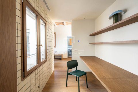 Купить квартиру в Барселона, Испания с 3 спальни, 142м², № 4079 - фото 6