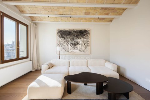 Купить квартиру в Барселона, Испания с 3 спальни, 142м², № 4079 - фото 25