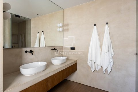 Купить квартиру в Барселона, Испания с 3 спальни, 142м², № 4079 - фото 17