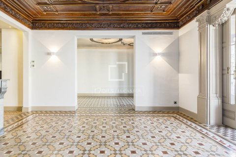3 bedrooms apartment for sale in Barcelona, Catalonia, Spain № 4076 - photo 9