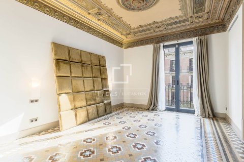 3 bedrooms apartment for sale in Barcelona, Catalonia, Spain № 4076 - photo 23