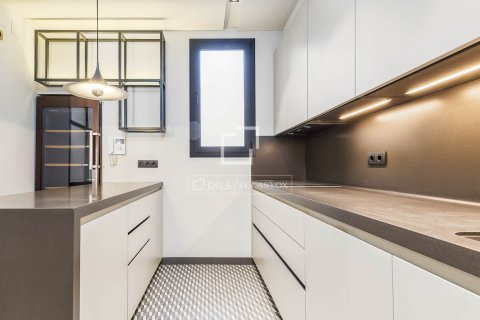 3 bedrooms apartment for sale in Barcelona, Catalonia, Spain № 4076 - photo 17