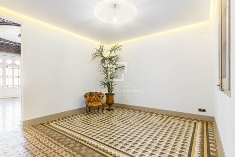 3 bedrooms apartment for sale in Barcelona, Catalonia, Spain № 4076 - photo 11