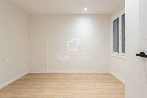 4 bedrooms apartment for sale in Barcelona, Catalonia, Spain № 3985 - photo 28