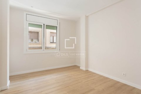 4 bedrooms apartment for sale in Barcelona, Catalonia, Spain № 3985 - photo 21