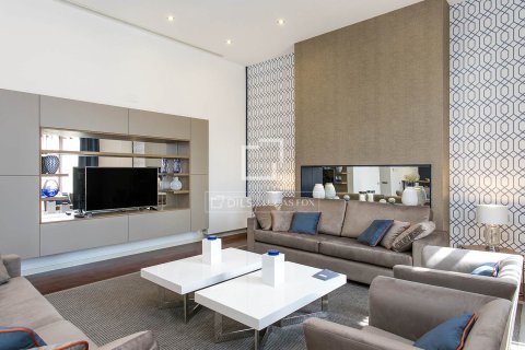 Apartamento de 3 dormitorios en venta en Barcelona, Cataluña, Spain № 3989 - foto 5