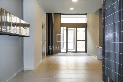 Apartamento de 3 dormitorios en venta en Barcelona, Cataluña, Spain № 3989 - foto 27