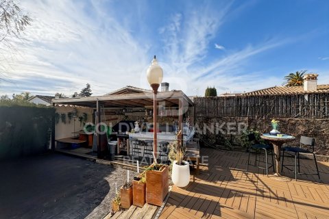 Villa de 4 dormitorios en venta en Empuriabrava, Gerona, Cataluña, Spain № 5790 - foto 18