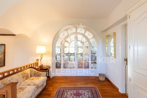 Сasa de 6 dormitorios en venta en Barcelona, Cataluña, Spain № 5784 - foto 7