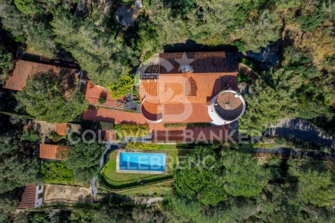 Сasa de 6 dormitorios en venta en Barcelona, Cataluña, Spain № 5784 - foto 5