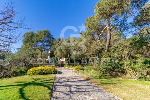 Сasa de 6 dormitorios en venta en Barcelona, Cataluña, Spain № 5784 - foto 25