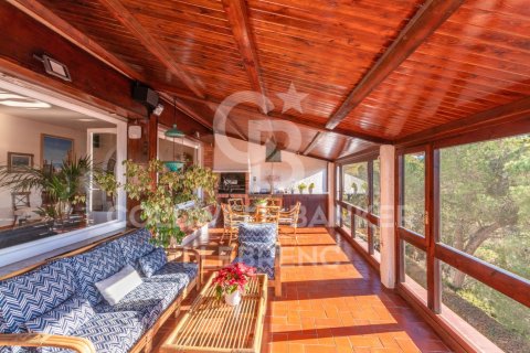 Сasa de 6 dormitorios en venta en Barcelona, Cataluña, Spain № 5784 - foto 12