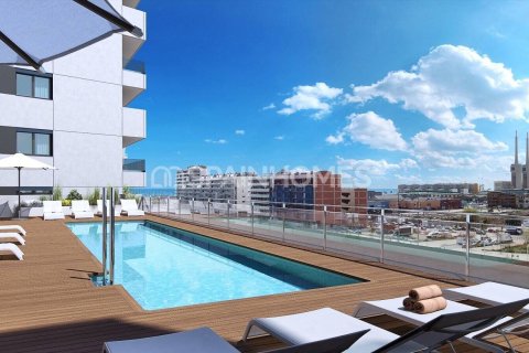 Apartamento de 4 dormitorios en venta en Badalona, Barcelona, Cataluña, Spain № 1048 - foto 2