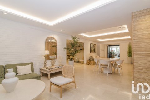 Apartamento de 1 dormitorio en venta en Sitges, Barcelona, Cataluña, Spain № 4929 - foto 20
