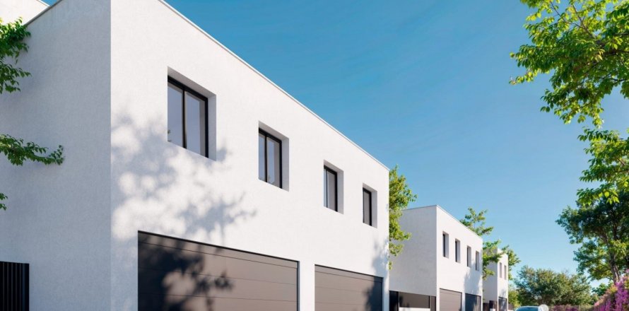 Сasa de 4 dormitorios en venta en Cambrils, Tarragona, Cataluña, Spain № 4925
