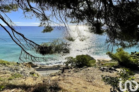 Parcela de 1674 m² en venta en Arenys de Mar, Barcelona, Cataluña, Spain № 4930