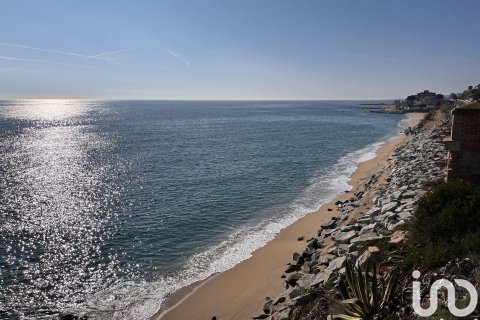 Parcela de 1674 m² en venta en Arenys de Mar, Barcelona, Cataluña, Spain № 4930 - foto 4