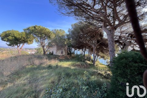 Parcela de 1674 m² en venta en Arenys de Mar, Barcelona, Cataluña, Spain № 4930 - foto 11