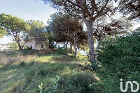 Parcela de 1674 m² en venta en Arenys de Mar, Barcelona, Cataluña, Spain № 4930 - foto 9