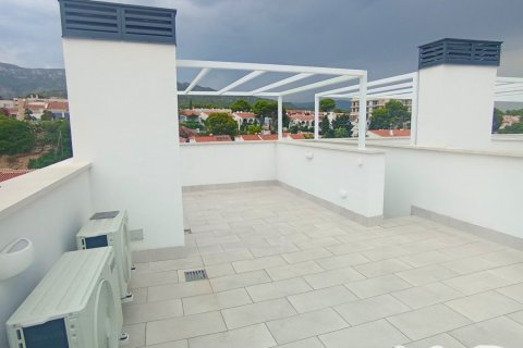 Casa adosada de 3 dormitorios en venta en Vandellòs i l'Hospitalet de l'Infant, Tarragona, Cataluña, Spain № 4892 - foto 12