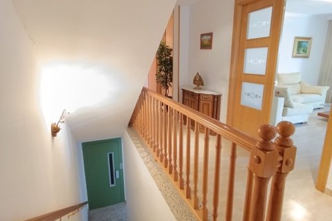 Купить дом в Эспаррегуэра, Испания с 5 спален, 702м², № 4886 - фото 7
