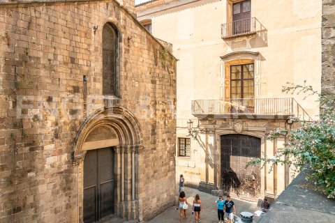 Propiedad comercial de 155 m² en venta en Ciudad Vieja, Barcelona, Cataluña, Spain № 2630 - foto 7