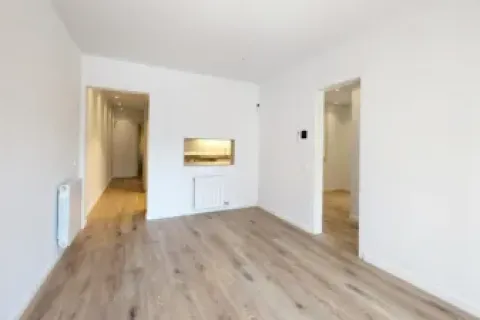 Apartamento de 4 dormitorios en venta en Eixample, Barcelona, Cataluña, Spain № 2520