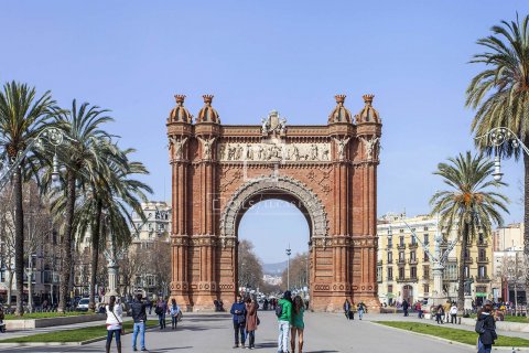 Apartamento de 3 dormitorios en venta en Barcelona, Cataluña, Spain № 8521 - foto 26