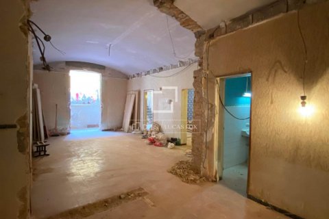 Apartamento de 3 dormitorios en venta en Barcelona, Cataluña, Spain № 8521 - foto 11