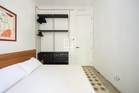 Apartamento de 2 dormitorios en venta en Barcelona, Cataluña, Spain № 8526 - foto 28