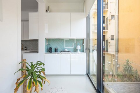 Apartamento de 2 dormitorios en venta en Barcelona, Cataluña, Spain № 8526 - foto 10